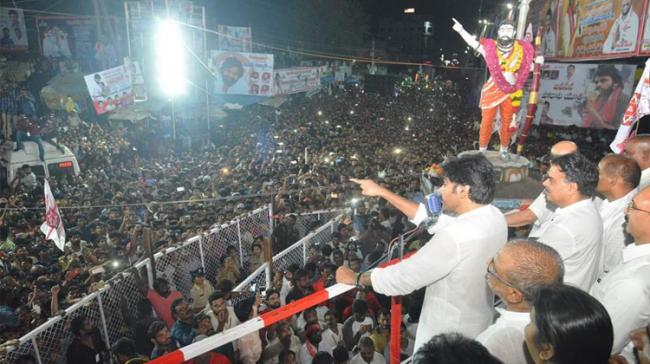 Pawan Kalyan addressing crowds in Tuni Pawan Kalyan addressing crowds in Tuni - Sakshi Post