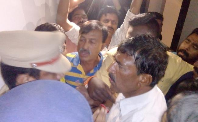 Congress leader Vanteru Pratap Reddy - Sakshi Post