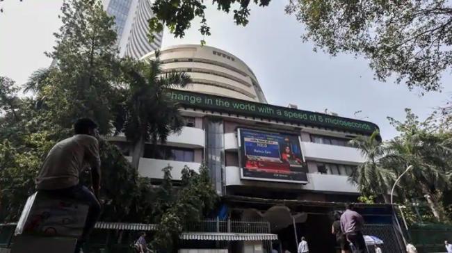 Sensex Extends 5th Straight Session’s Gains, Up 250 Points - Sakshi Post