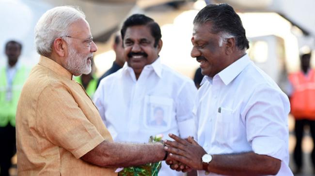 AIADMK In A Dilemma Over Alliance With BJP AIADMK In A Dilemma Over Alliance With BJP - Sakshi Post