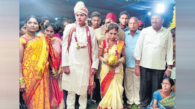 Pandipelli Ramesh with his new bride - Sakshi Post