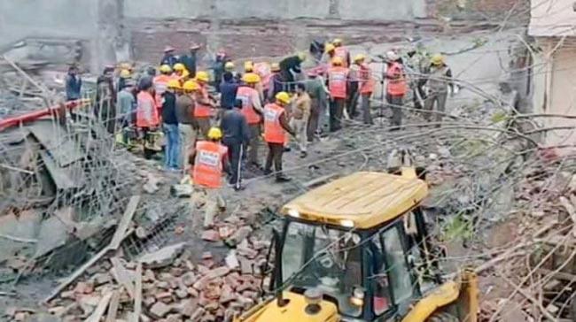 Four Storey Under Construction Building Collapses In Gurugram - Sakshi Post