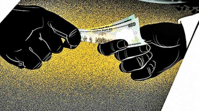 Elderly Couple Seek Alms To Raise Money To Pay ‘Bribe’ In Telangana - Sakshi Post