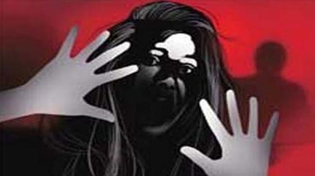 Husband’s Relatives Gangrape Gujarat Woman Fleeing With Boyfriend, 7 Held - Sakshi Post