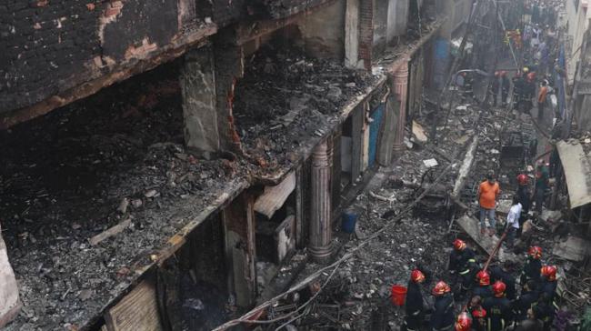 69 Charred To Death In Dhaka Building Fire - Sakshi Post