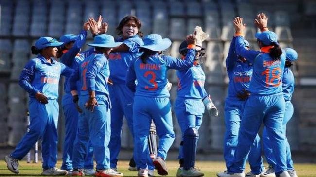 India Women Bundle Out England For 161 - Sakshi Post