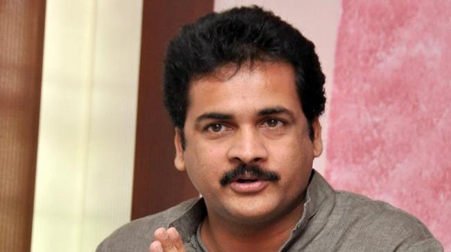 ctor Sivaji filed a quash petition in the High Court on Tuesday requesting it to strike down the cases filed against him by the Telangana Cyber Crime police ctor Sivaji filed a quash petition in the High Court on Tuesday requesting it to strike down the cases filed against him by the Telangana Cyber Crime police - Sakshi Post