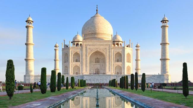 Taj Mahal in Agra - Sakshi Post