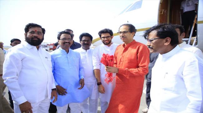 Shiv Sena chief Uddhav Thackeray offered prayers at the makeshift Ram Lalla temple in Ayodhya in Uttar Pradesh  along with 18 newly-elected MPs of his party - Sakshi Post