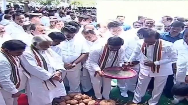 KCR Lays Foundation Stone For New Telangana Assembly Building At Irrum Manzil - Sakshi Post