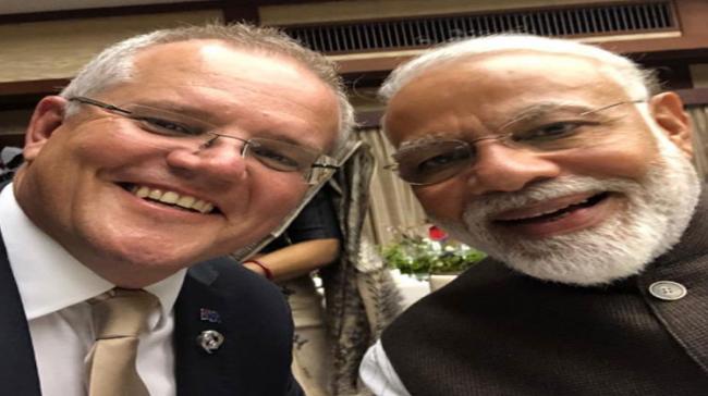 Australian PM Tweets Selfie With Modi Australian PM Tweets Selfie With Modi - Sakshi Post