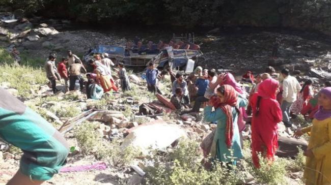 20 Killed As Bus Rolls Down Into Gorge In Kishtwar - Sakshi Post