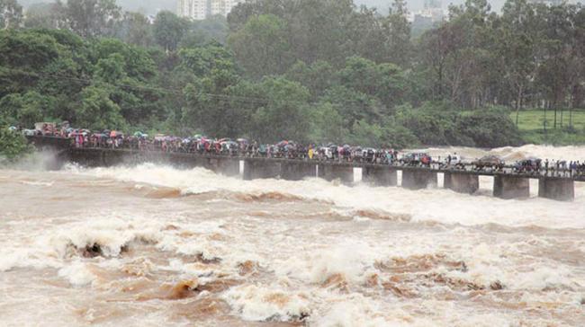 Water Levels In Major Rivers In AP Rise Due To Heavy Rains In Catchment Areas Water Levels In Major Rivers In AP Rise Due To Heavy Rains In Catchment Areas - Sakshi Post