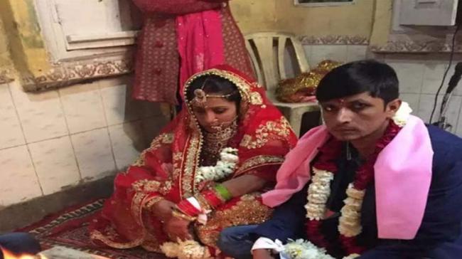 NOIDA Lady Cop Falls In Love With Gangster, Marries Him - Sakshi Post