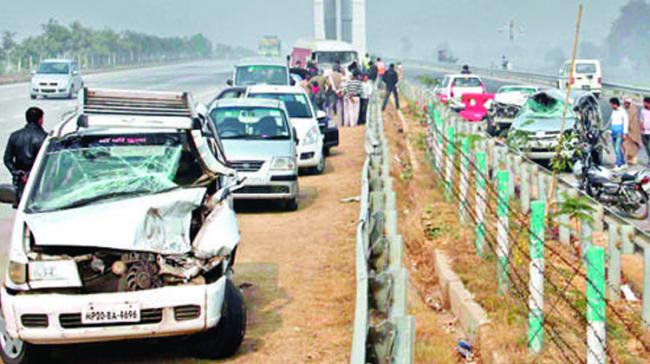 Road accidents claim over 150 lives on Yamuna Expressway - Sakshi Post
