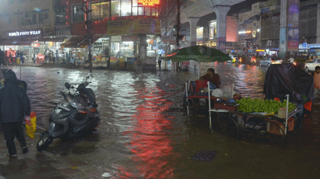 Heavy Rains In Hyderabad - Sakshi Post