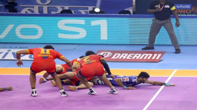 UP Yoddha Beat Haryana Steelers UP Yoddha Beat Haryana Steelers - Sakshi Post