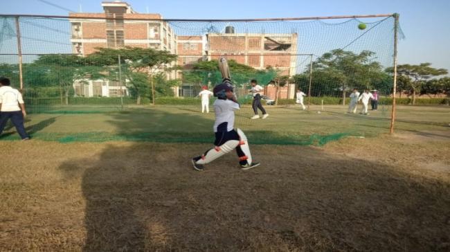 Pic courtesy: Twitter@virendersehwag Pic courtesy: Twitter@virendersehwag - Sakshi Post