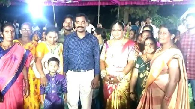 Goddeti Madhavi Gets Married To Childhood Friend Goddeti Madhavi Gets Married To Childhood Friend - Sakshi Post