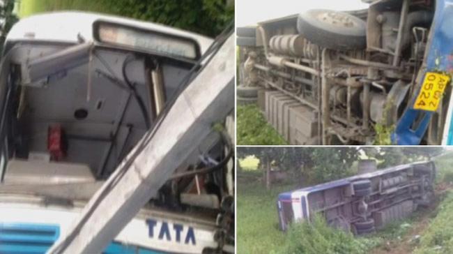8 Injured As Bus Hits Electric Pole In Nalgonda - Sakshi Post