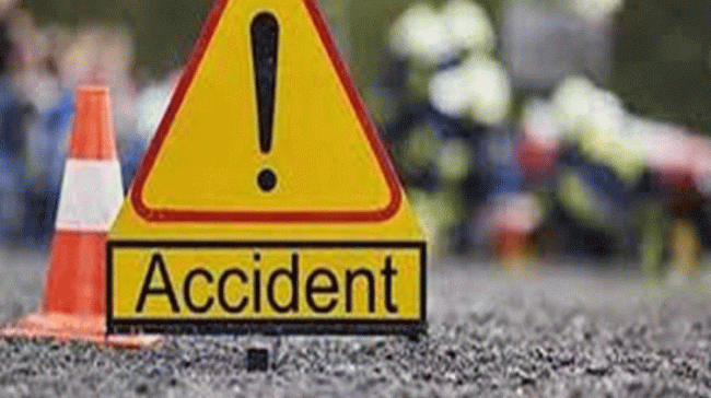 Two Killed As Lorry Rams Mini Truck In Rayinigudem - Sakshi Post