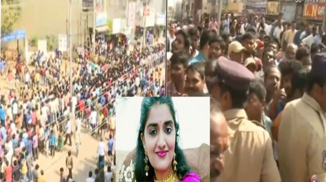 Locals Demand Encountering Accused In Priyanka Reddy Murder - Sakshi Post
