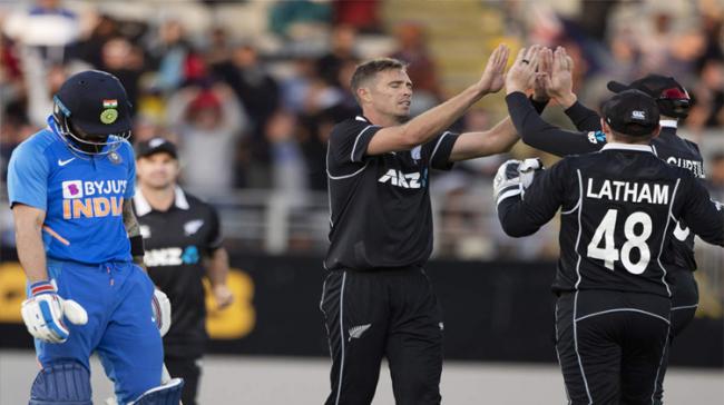 New Zealand Beat India By 22 Runs In Second ODI To Seal Series 2-0 - Sakshi Post
