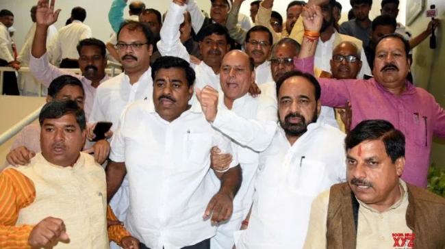 BJP MLAs Arrive In Bhopal BJP MLAs Arrive In Bhopal - Sakshi Post