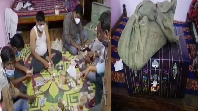 Andhra Pradesh: TTD vigilance officers recover Rs. 10 lakh from beggar's house in Tirumala - Sakshi Post