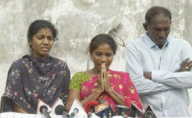 AP CM YS Jagan Immediately Responded And Supported Us: Mother of Guntur B-tech Student Killed on August 15th - Sakshi Post