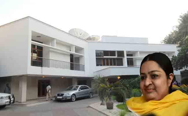 J Deepa and J Deepak, niece and nephew of former Chief Minister J Jayalalithaa and her legal heirs, secured the keys to her Poes Garden residence Veda Nilayam on Friday, December 10 - Sakshi Post