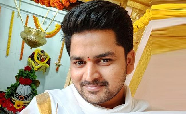 Rajahmundry: Partially Burnt Body Of Priest Found, Roommate,Friend On The Run - Sakshi Post