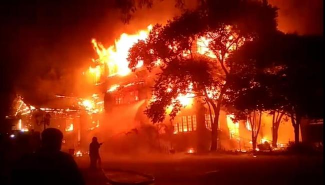 Visuals of blaze at Secunderabad Club - Sakshi Post