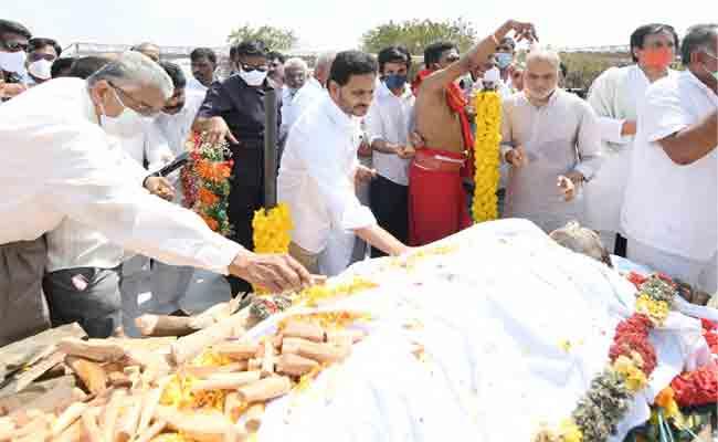 AP CM YS Jagan attends Mekapati Goutham Reddy funeral in Udayagiri, Nellore - Sakshi Post