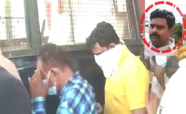 TDP MLA Nandamuri Balakrishna PA Balaji arrested Karnataka Police Arrest Hindupur MLA Nandamuri Balakrishna's PA Balaji - Sakshi Post