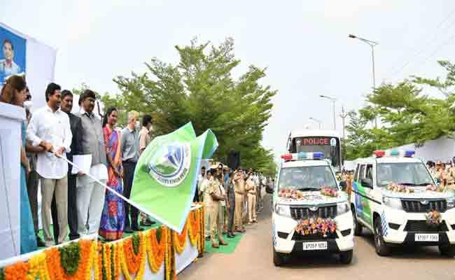 AP CM YS Jagan Flags Off Disha Patrol Vehicles - Sakshi Post
