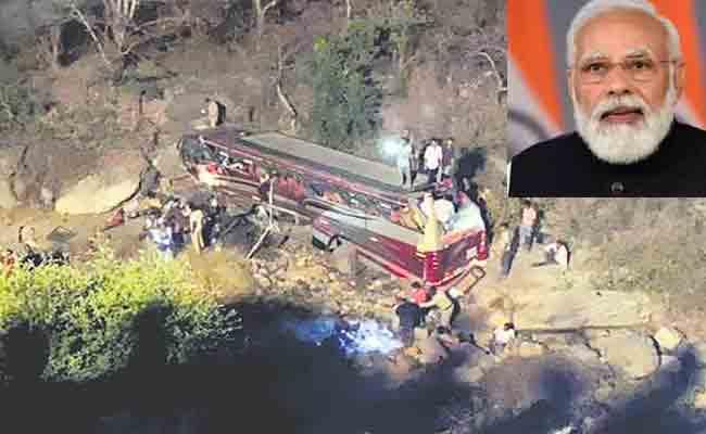 PM Modi expresses grief over Andhra Pradesh bus accident that killed 8, announces ex-gratia of Rs 2 lakh - Sakshi Post