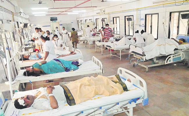 Chittoor Bus Accident Toll Rises To 9, Two Critical - Sakshi Post