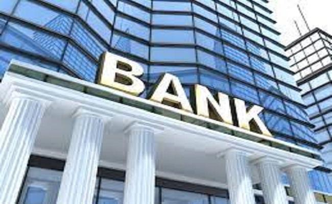 Which Banks Offer More Interest on Fixed Deposits? - Sakshi Post