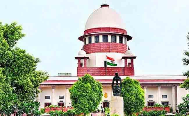 Supreme Court File Pic Supreme Court Stays Jahangirpuri Demolition Drive For 2 Weeks - Sakshi Post