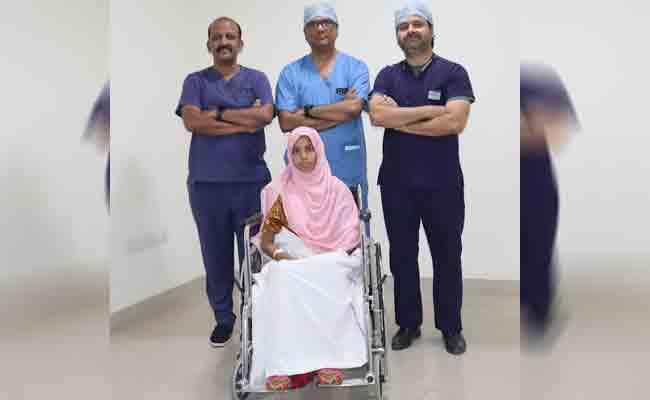 Kamineni Doctors Conduct Critical Lung Removal Surgery, Give New Lease Of Life To Young Mother - Sakshi Post