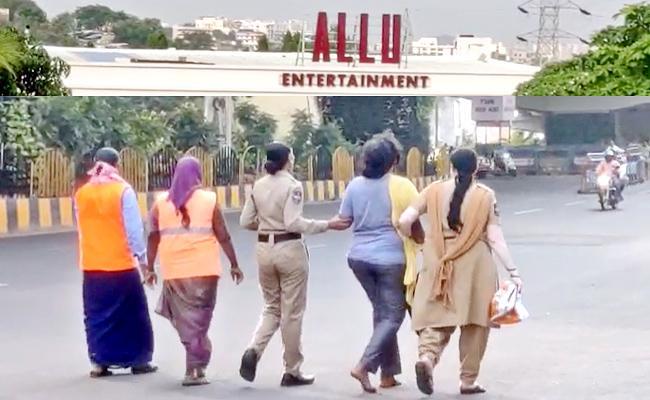Telugu Films Charecter Artists Stages Semi Nude Protest In Front Of Geetha Arts Hyderabad Office - Sakshi Post