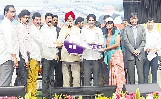 Andhra Pradesh Top Performing State Under Pradhan Mantri Awas Yojana - Sakshi Post