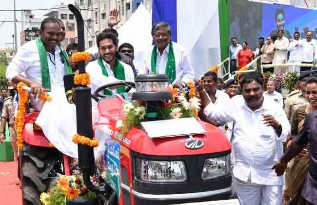 YSR Yantra Seva Scheme Launch: When the CM Turned Farmer and Drove A Tractor - Sakshi Post