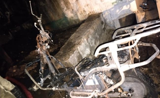 Siddipet: House Burnt Down In EV Battery Explosion In Dubbaka Village - Sakshi Post