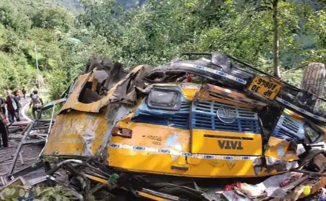 himachal pradesh school bus accident - Sakshi Post