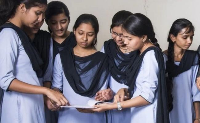 Indian School Curriculum to Change  - Sakshi Post