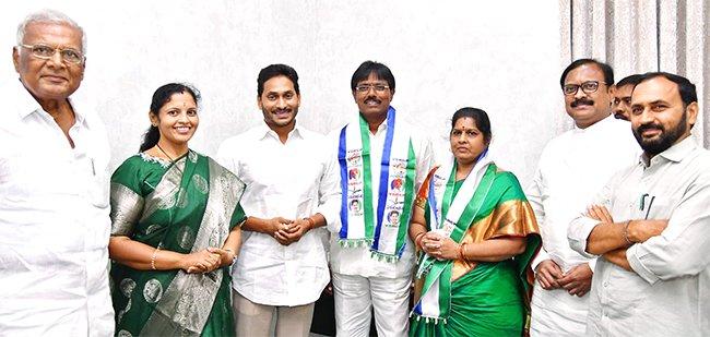 Mangalagiri TDP Incharge Ganji Chiranjeevi Joins YSRCP In The Presence Of CM YS Jagan - Sakshi Post