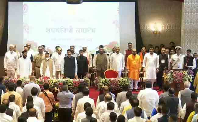 Maharashtra Cabinet Expansion: 18 ministers, including Chandrakant Patil, take oath, no women in berth - Sakshi Post