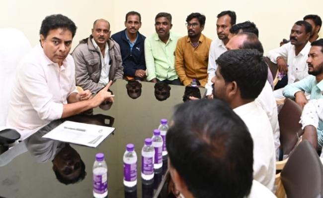 Telangana minister KTR holding talks with VRA committee members in Assembly Hall on Tuesday. Photo Credit: ( @trspartyonline via Twitter ) - Sakshi Post